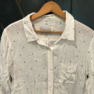 RAILS Linen Blend Button Down Women’s Shirt, White, Anchor Print, Size Small